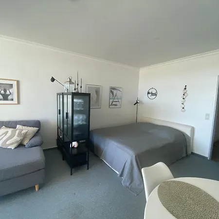 Lägenhet Strandstuuv - Direkt Am Suedstrand Mit Grosszuegiger Sonnenterrasse Fehmarn